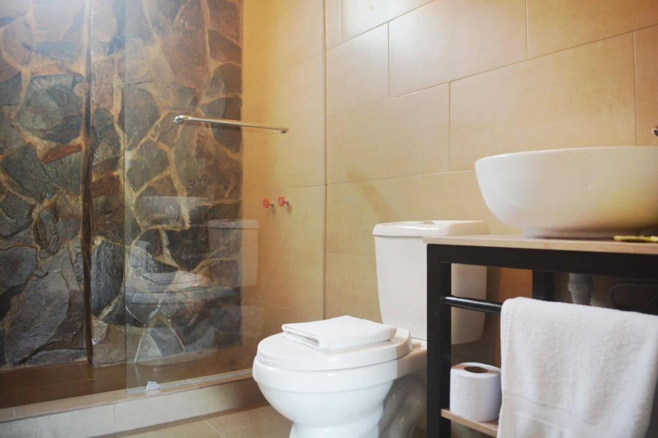 La Quinta Mansion Bed & Breakfast Banos  Bagian luar foto