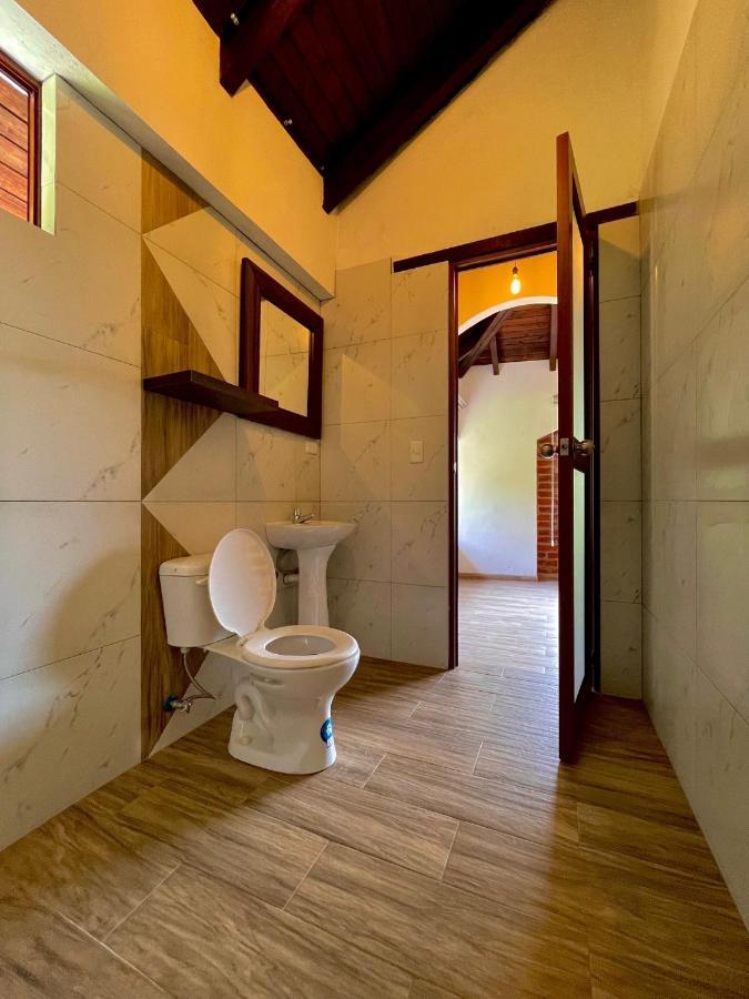 La Quinta Mansion Bed & Breakfast Banos  Bagian luar foto